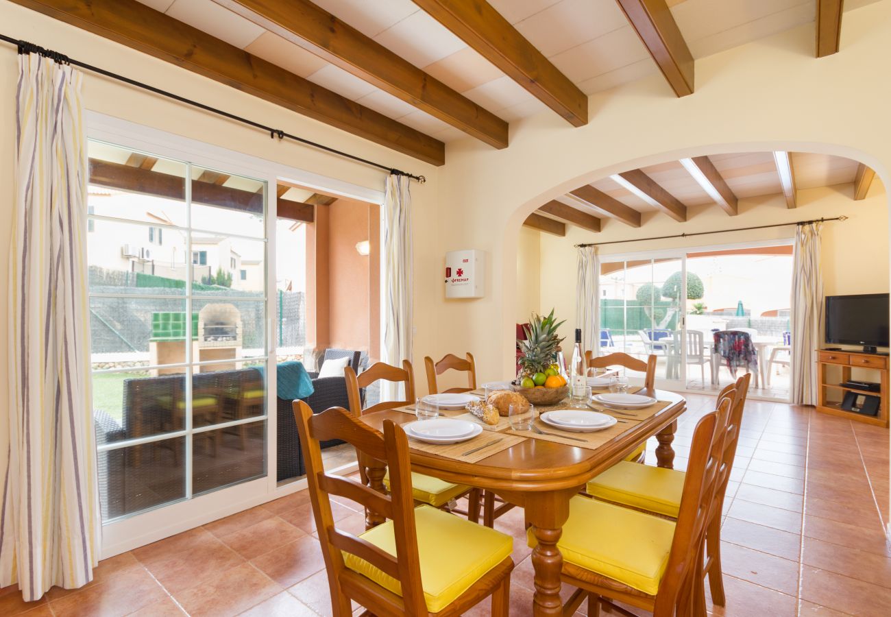 Villa Llebeig by EscapeHome, Comedor Comedor