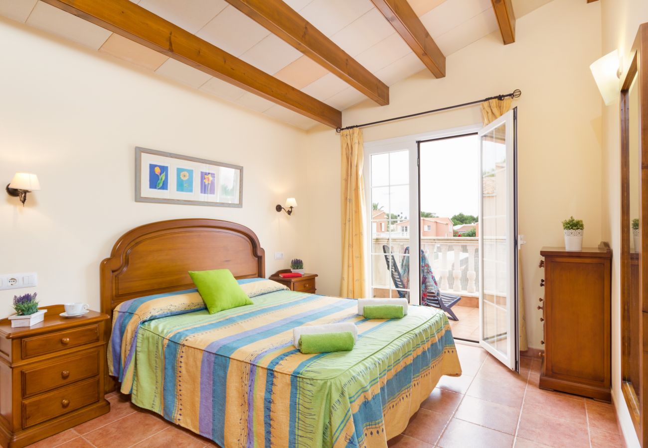 Villa Llebeig by EscapeHome, Dormitorio Dormitorio