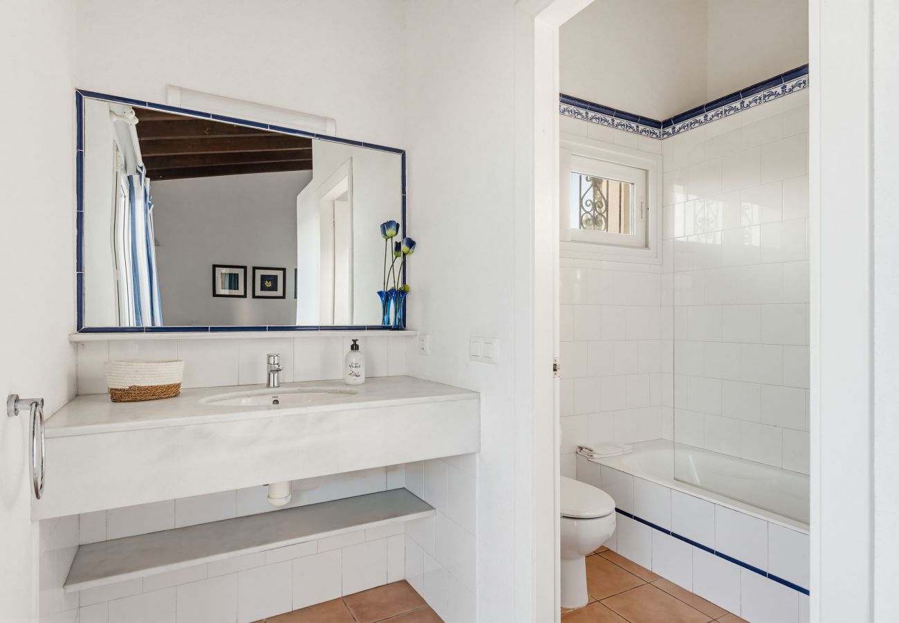 Villa en Binibeca - Villa Sonrisa by Escape Home