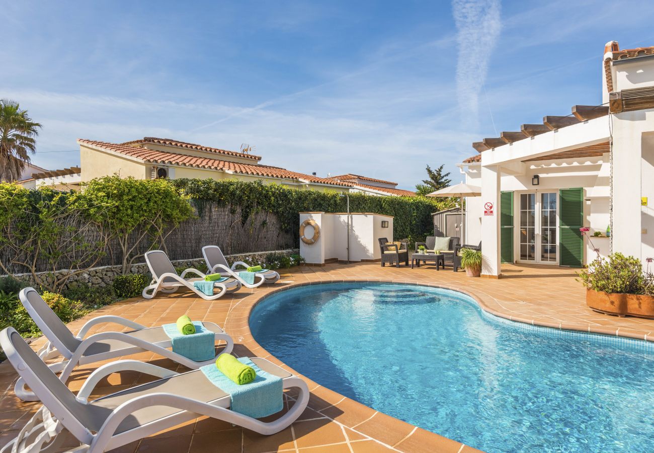 Villa en Alaior - Villa Sara by Escape Home