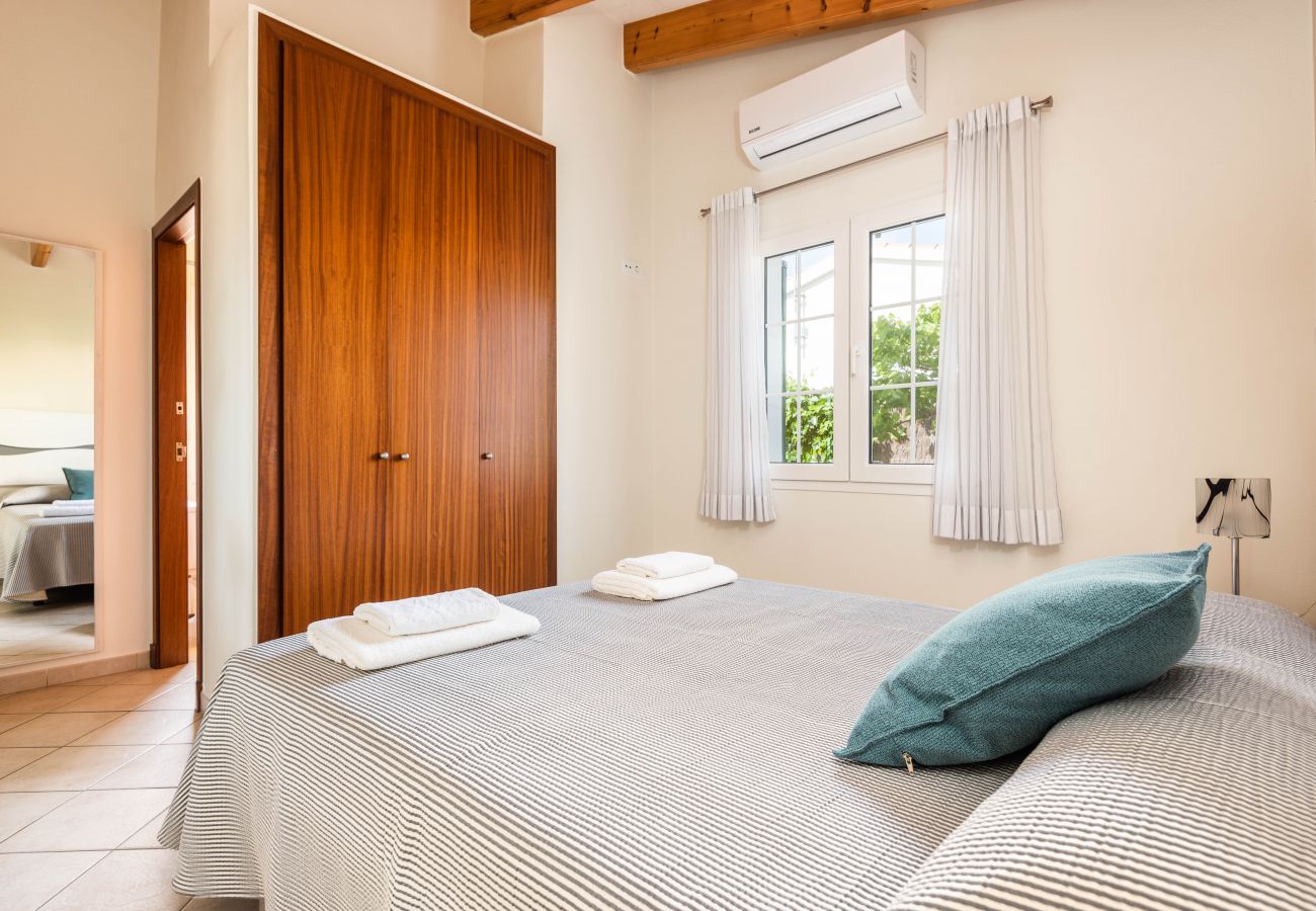 Villa en Alaior - Villa Sara by Escape Home