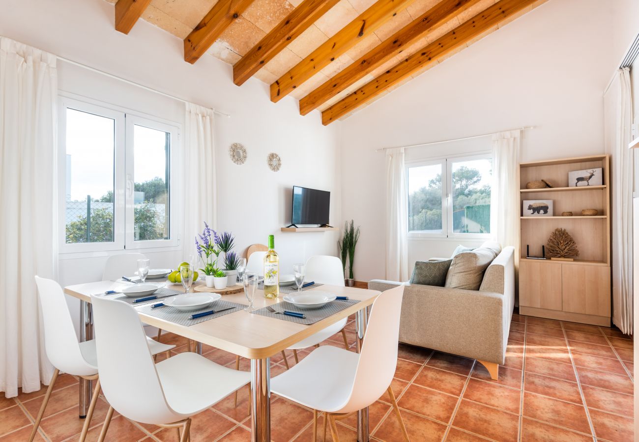 Villa Ses 5 Claus by EscapeHome, Comedor Comedor
