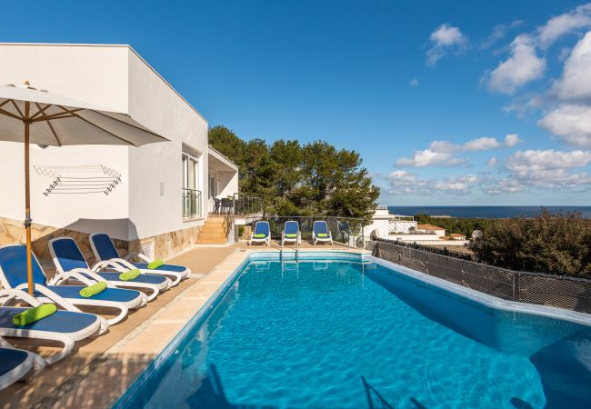 Villa en Coves Noves - Villa Gill by Escape Home