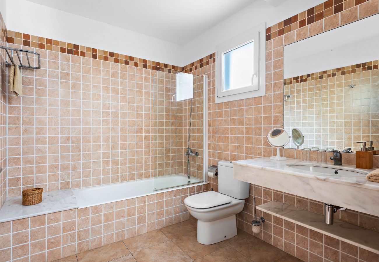 Villa en Cala´n Bosch - Villa Emily by Escape Home Villa en Cala´n Bosch - Villa Emily by Escape Home