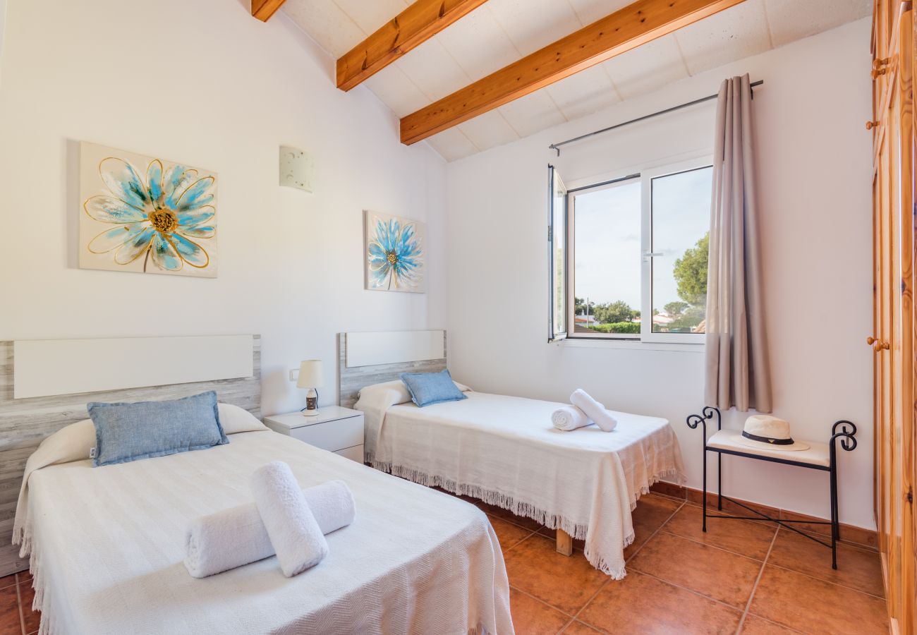 Villa en Cala´n Blanes - Villa Jeybo by Escape Home