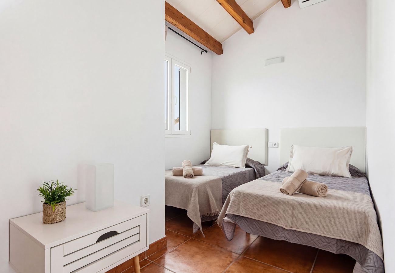 Villa en Cala´n Blanes - Villa Jeybo by Escape Home