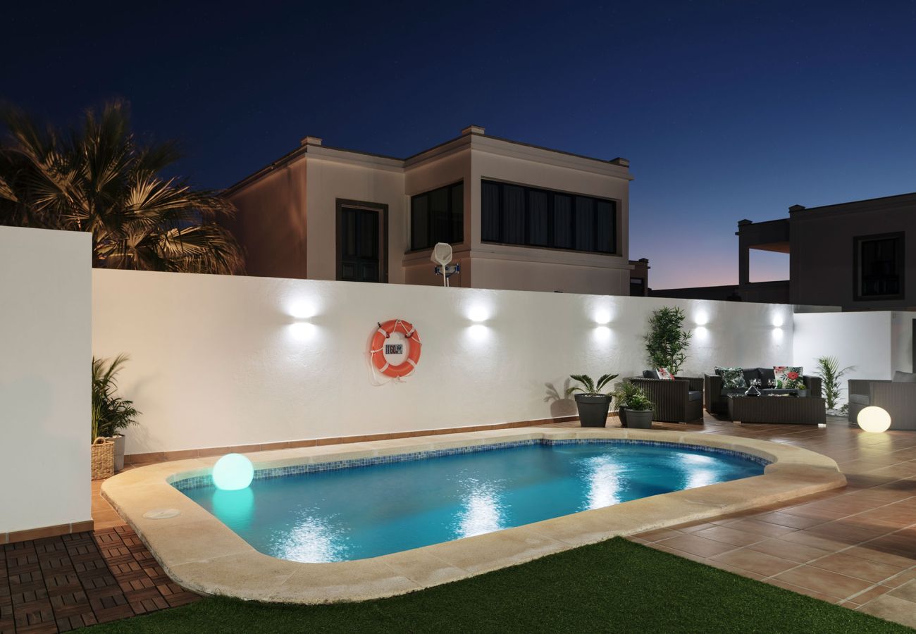 Villa en Playa Blanca - Casa Clara by  Escapehome Villa en Playa Blanca - Casa Clara by  Escapehome