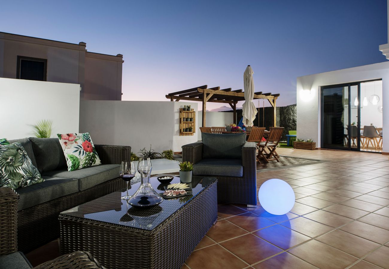 Villa en Playa Blanca - Casa Clara by  Escapehome Villa en Playa Blanca - Casa Clara by  Escapehome