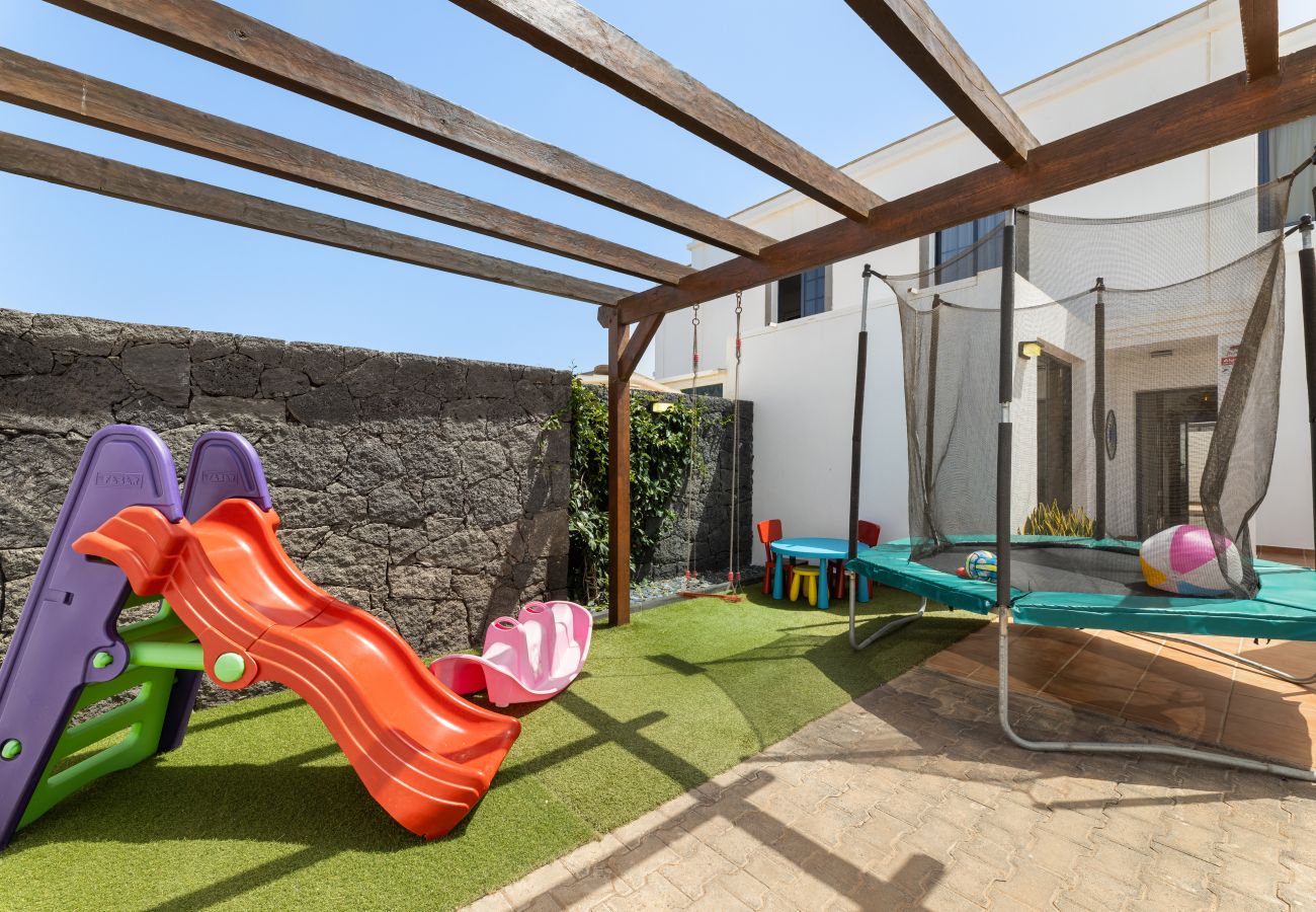 Villa en Playa Blanca - Casa Clara by  Escapehome Villa en Playa Blanca - Casa Clara by  Escapehome