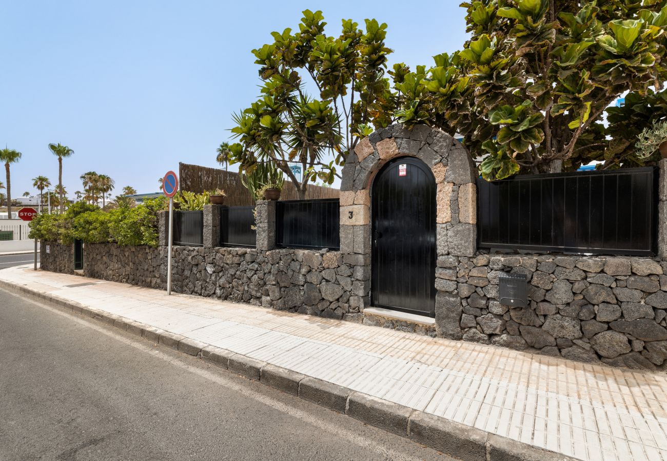 Bungalow en Puerto del Carmen - Paraiso Marino by Escape Home