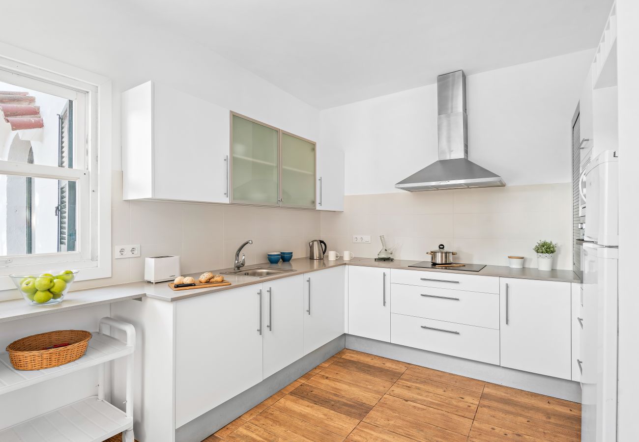 Villa en Cala Blanca - Villa Jose by Escape Home