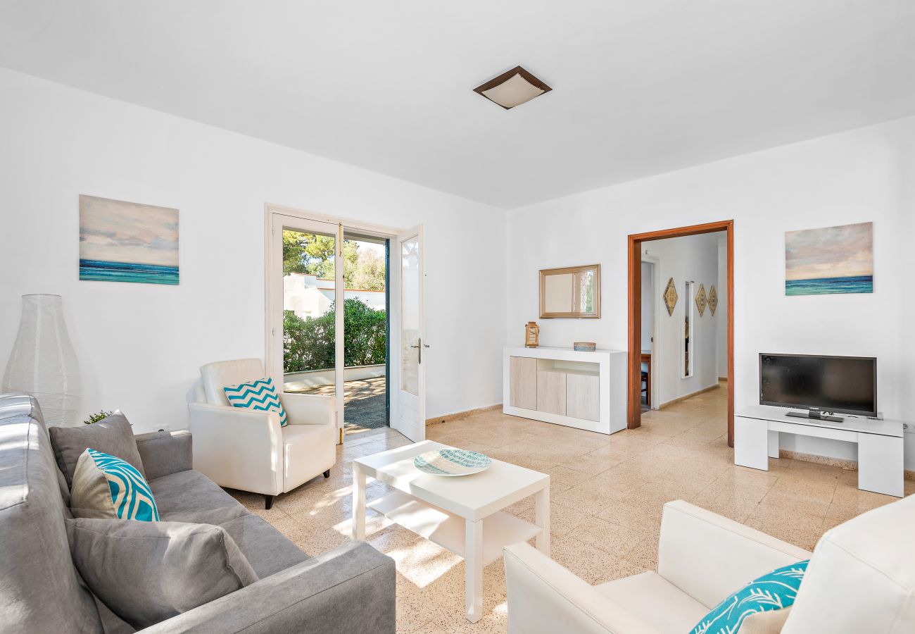 Villa en Cala Blanca - Villa Jose by Escape Home