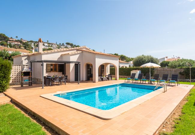 Villa en Torre Solí Nou - Villa Conchita by Escape Home