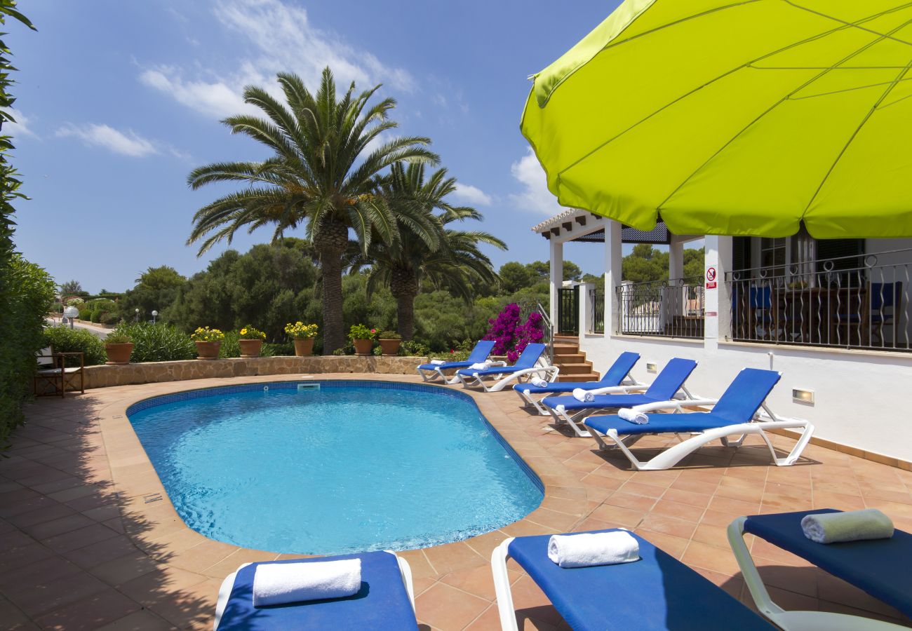 Villa en Binibequer - Villa Maite by Escape Home