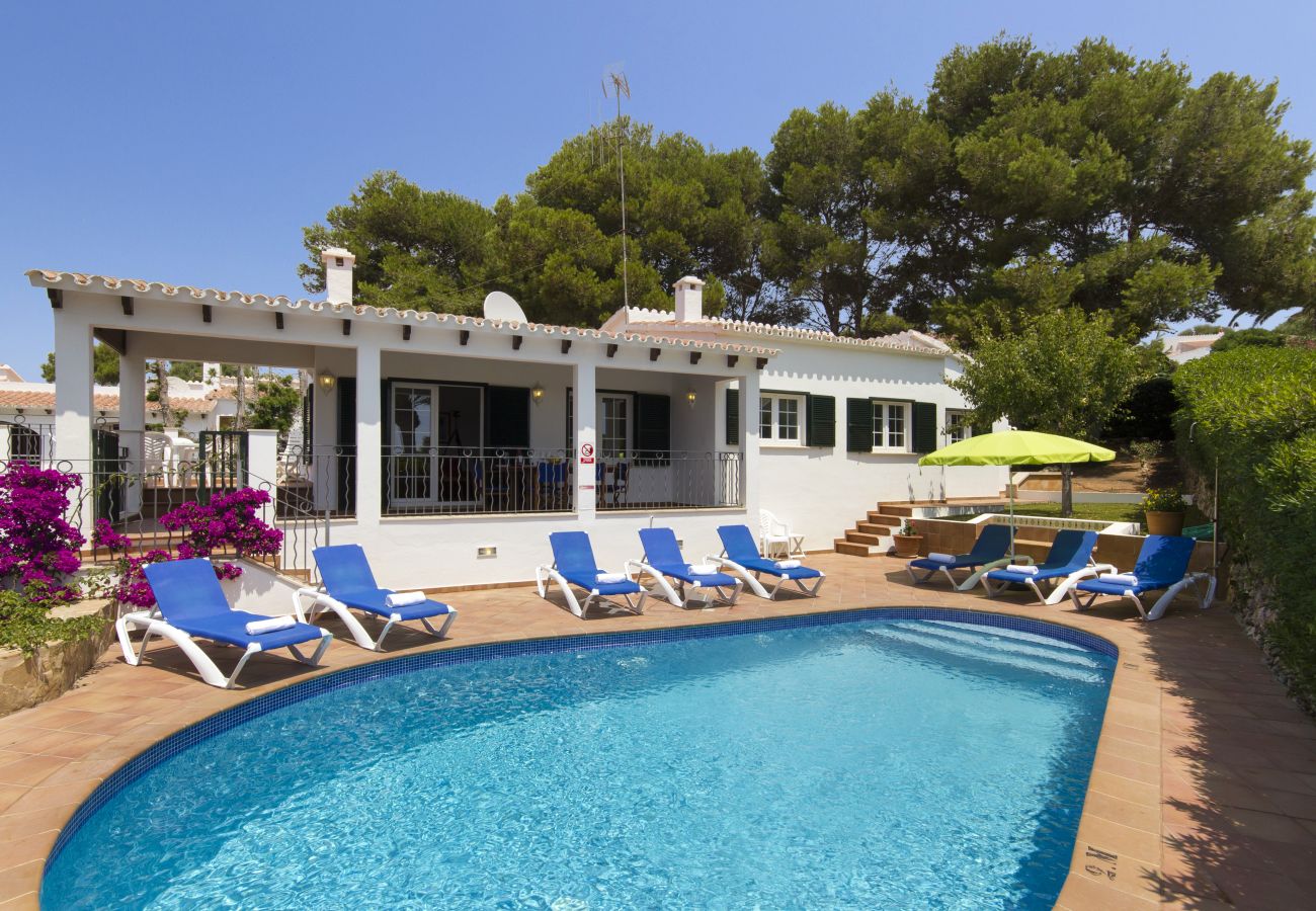 Villa en Binibequer - Villa Maite by Escape Home