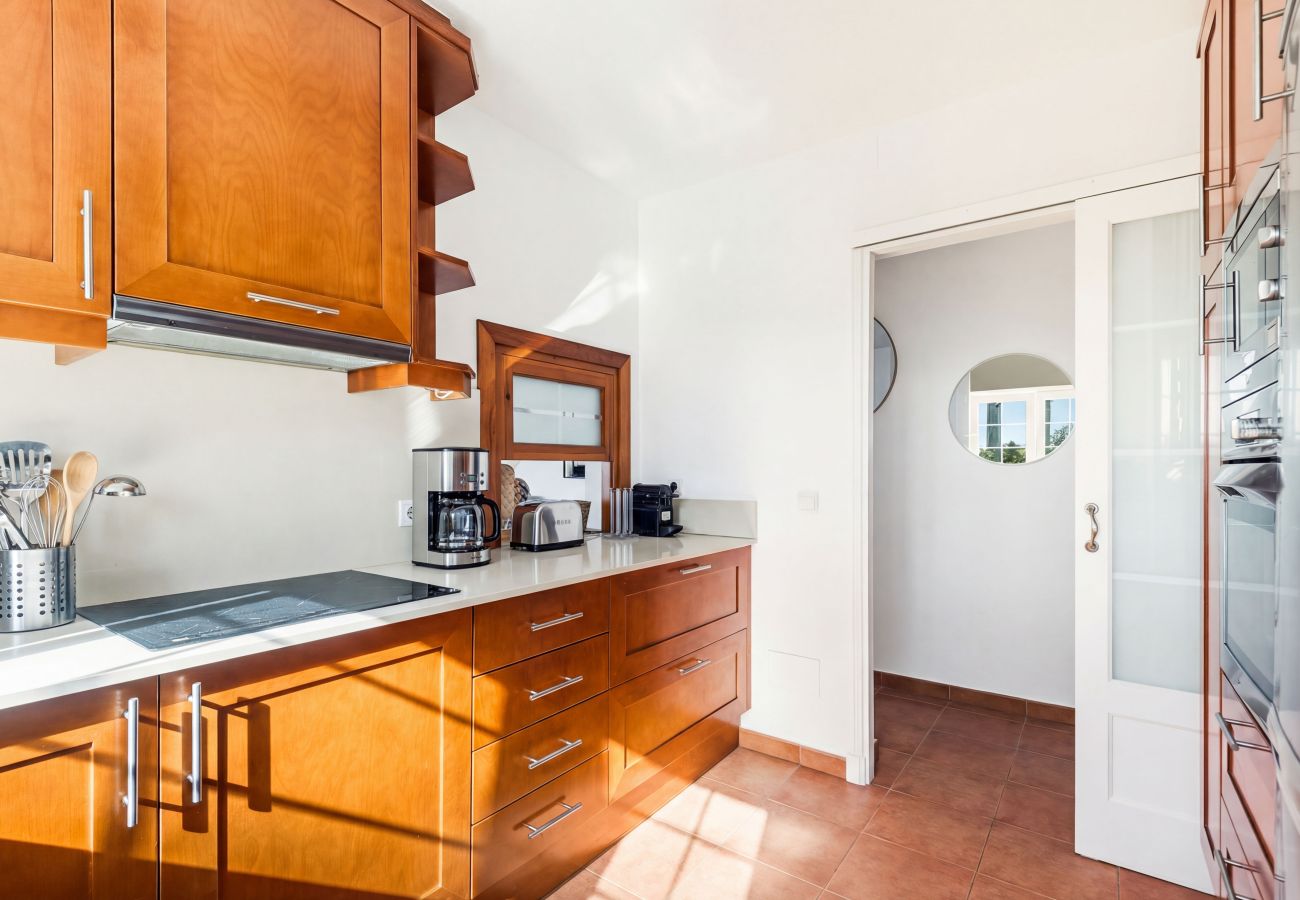 Villa en Binibequer - Villa Maite by Escape Home