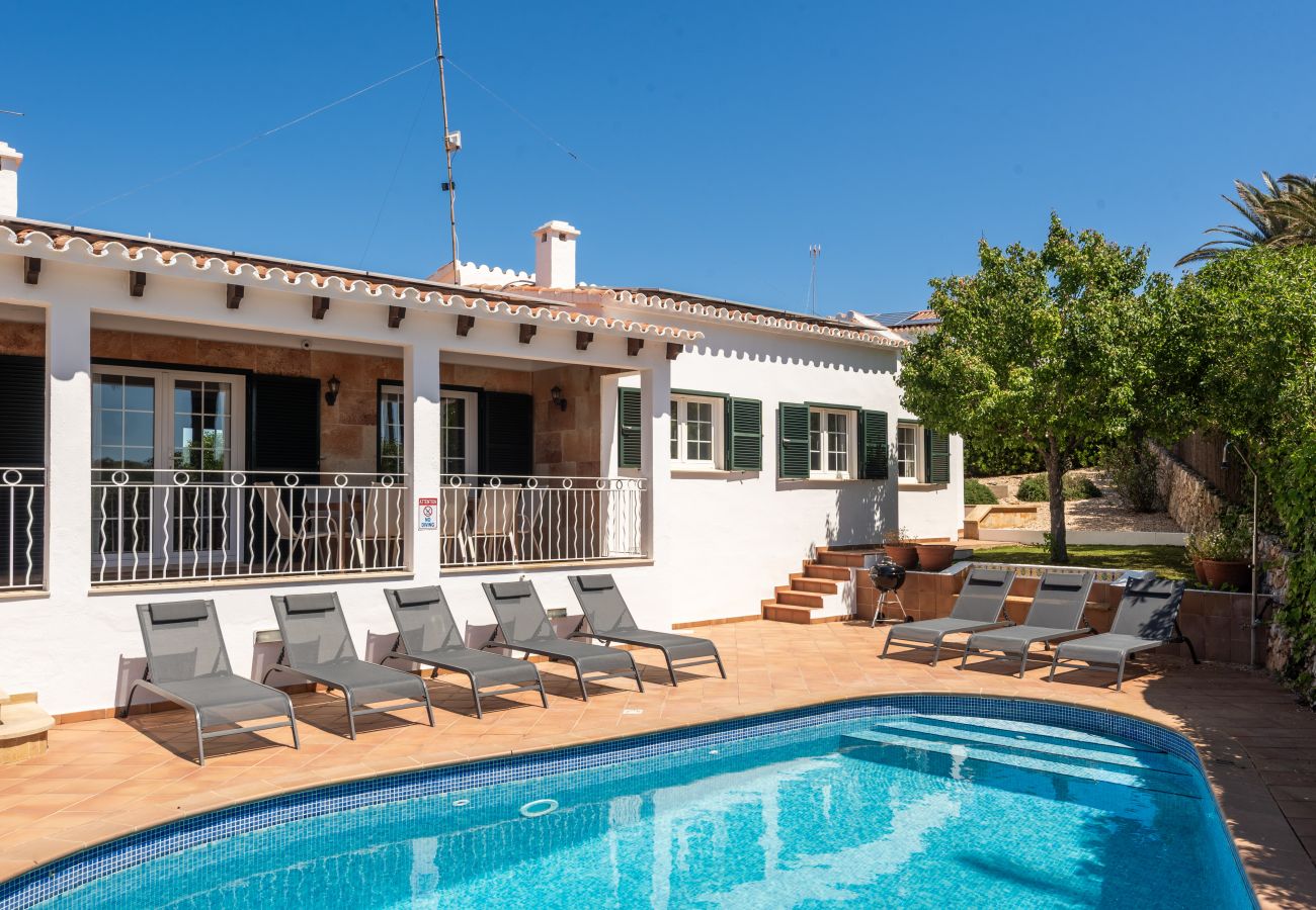 Villa en Binibequer - Villa Maite by Escape Home