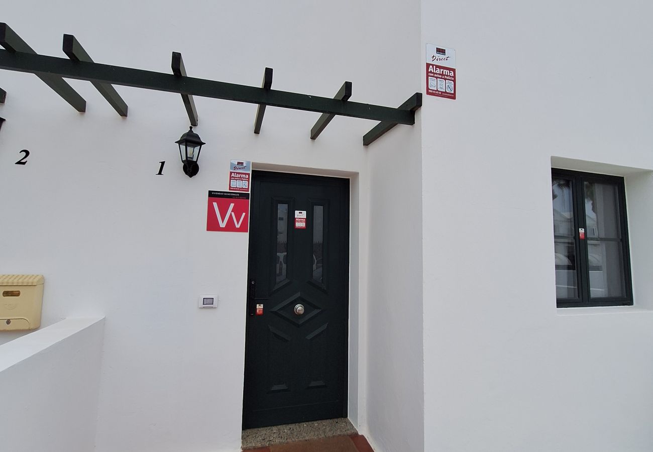 Villa en Puerto del Carmen -  Arpon Santa Rosa 1 by Escape Home 