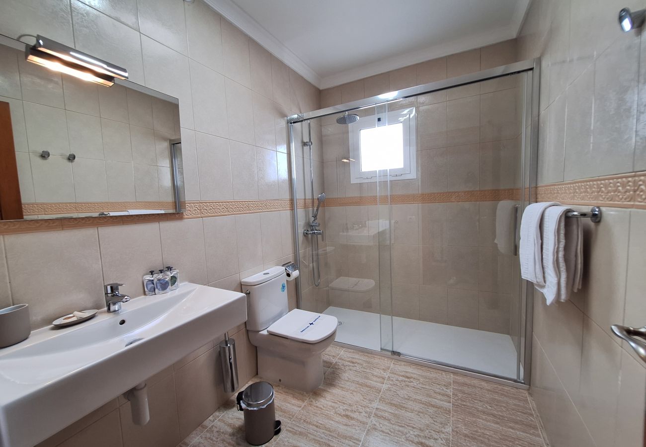Villa en Puerto del Carmen -  Arpon Santa Rosa 1 by Escape Home 
