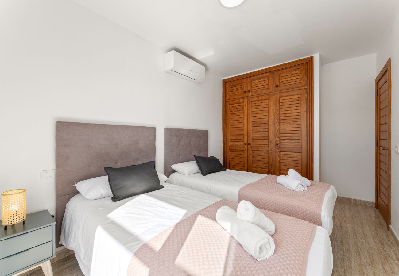 Villa en Puerto del Carmen -  Arpon Santa Rosa 1 by Escape Home 