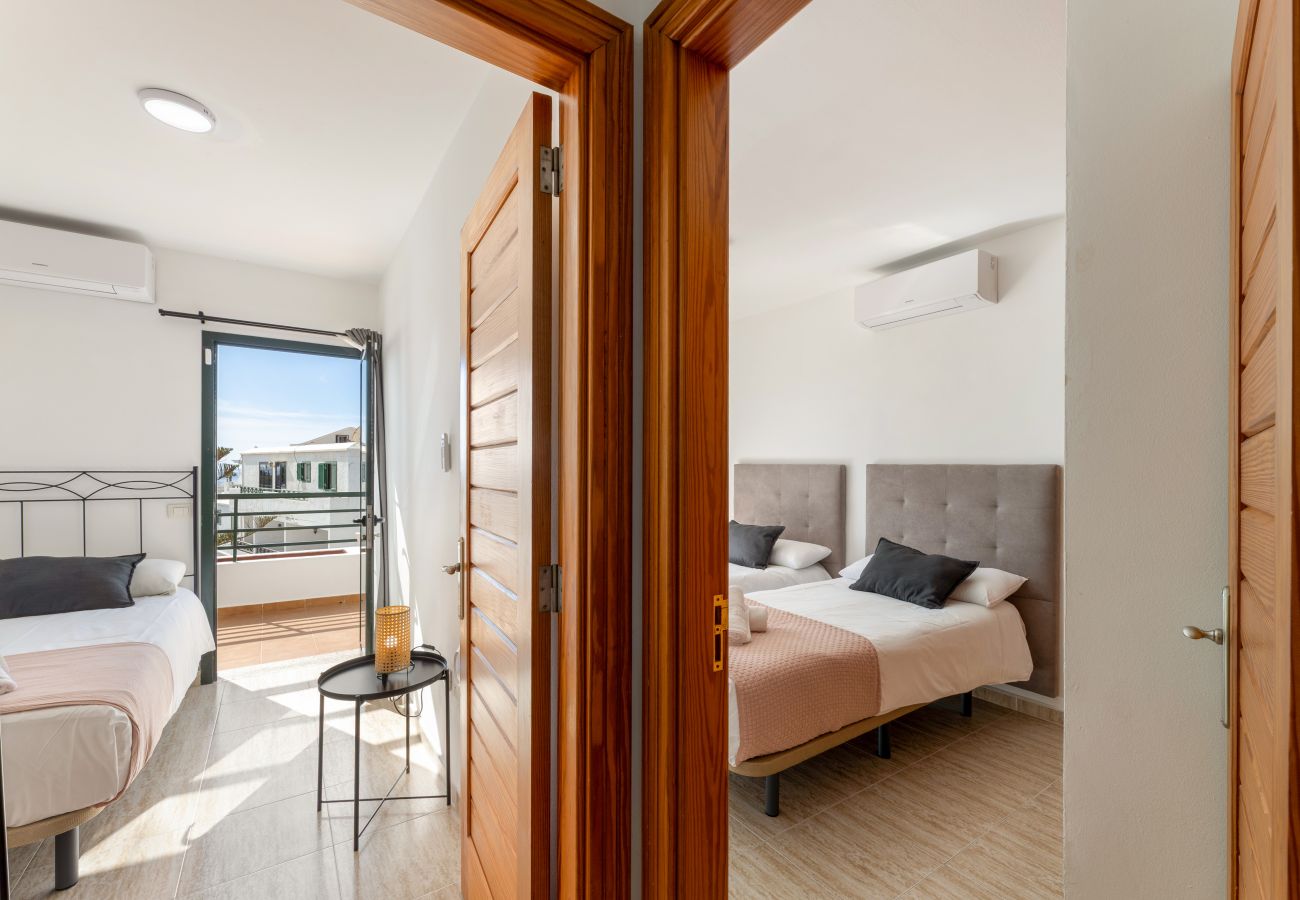 Villa en Puerto del Carmen -  Arpon Santa Rosa 1 by Escape Home 