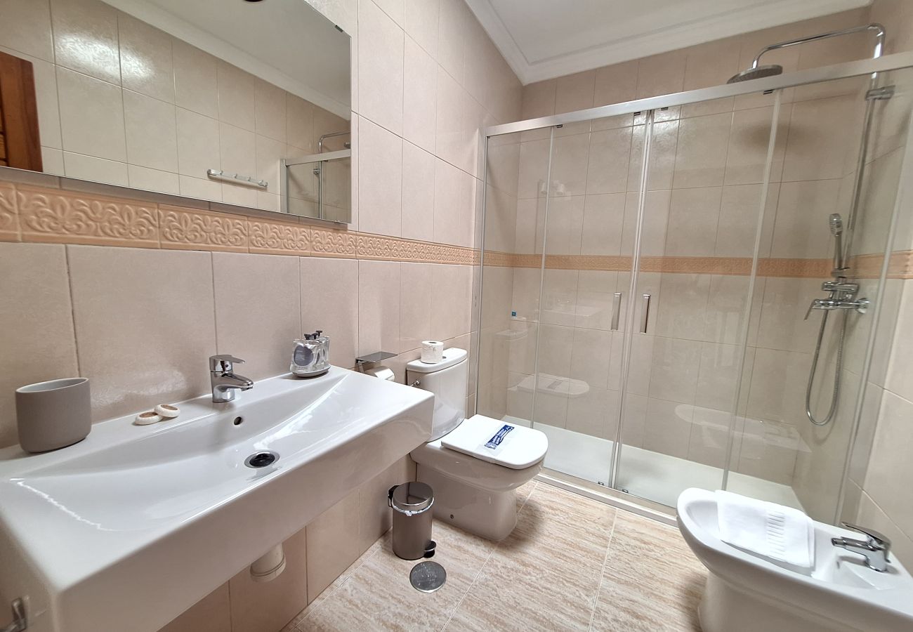 Villa en Puerto del Carmen - Arpon Santa Rosa 4 by Escape Home 