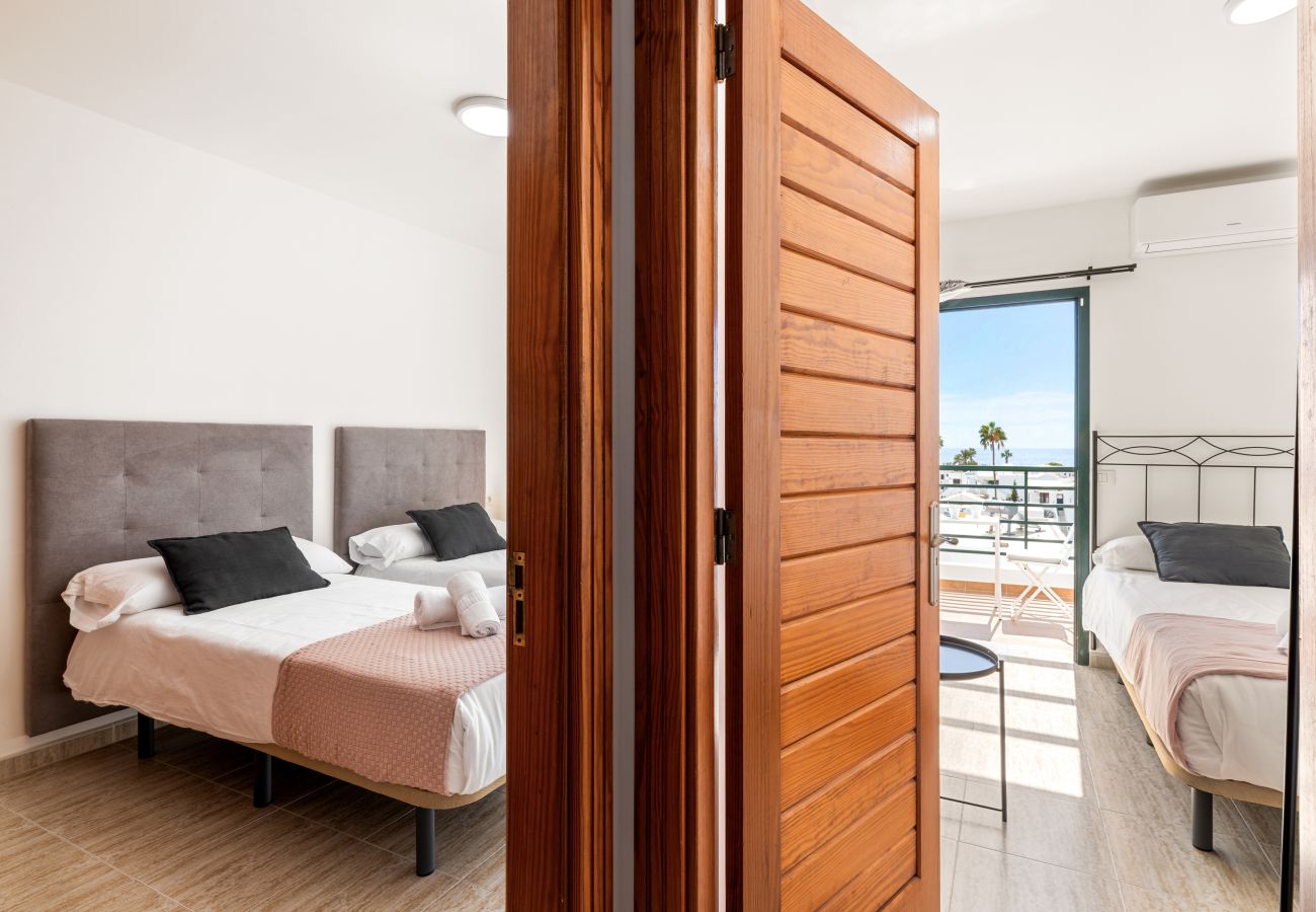 Villa en Puerto del Carmen - Arpon Santa Rosa 4 by Escape Home 