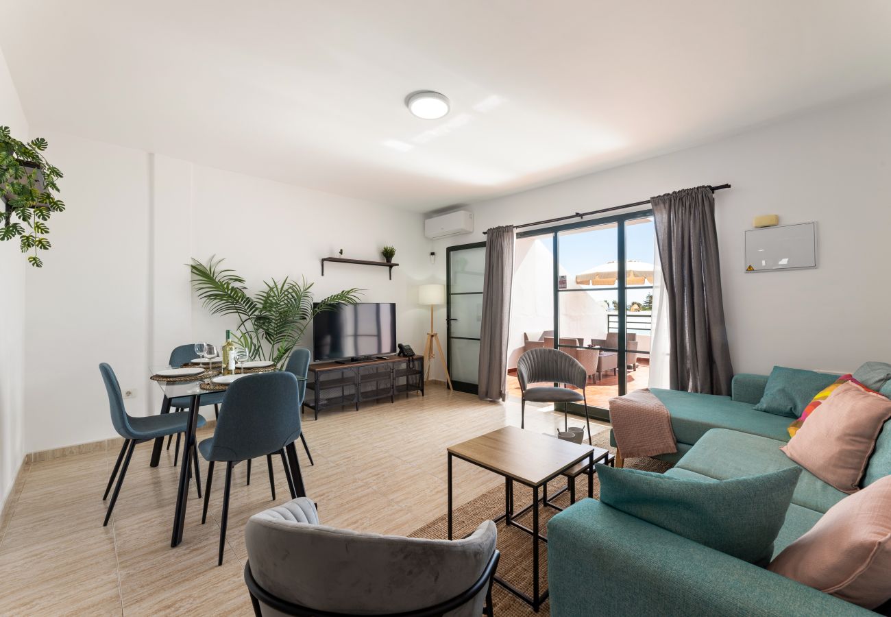 Villa en Puerto del Carmen - Arpon Santa Rosa 4 by Escape Home 