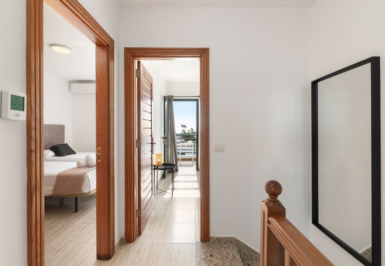 Villa en Puerto del Carmen - Arpon Santa Rosa 6 by Escape Home 