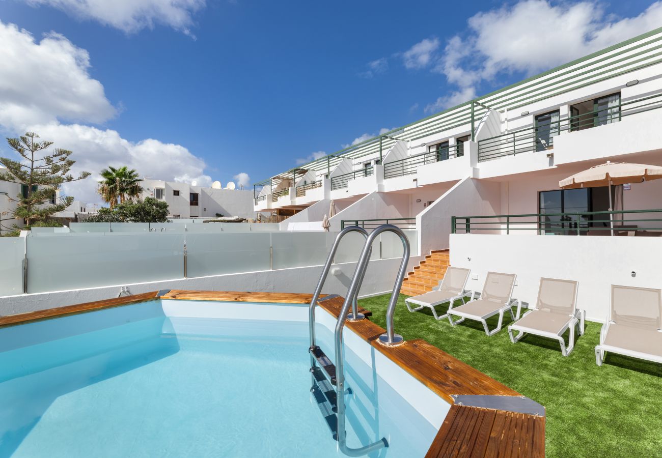 Villa en Puerto del Carmen - Arpon Santa Rosa 6 by Escape Home 