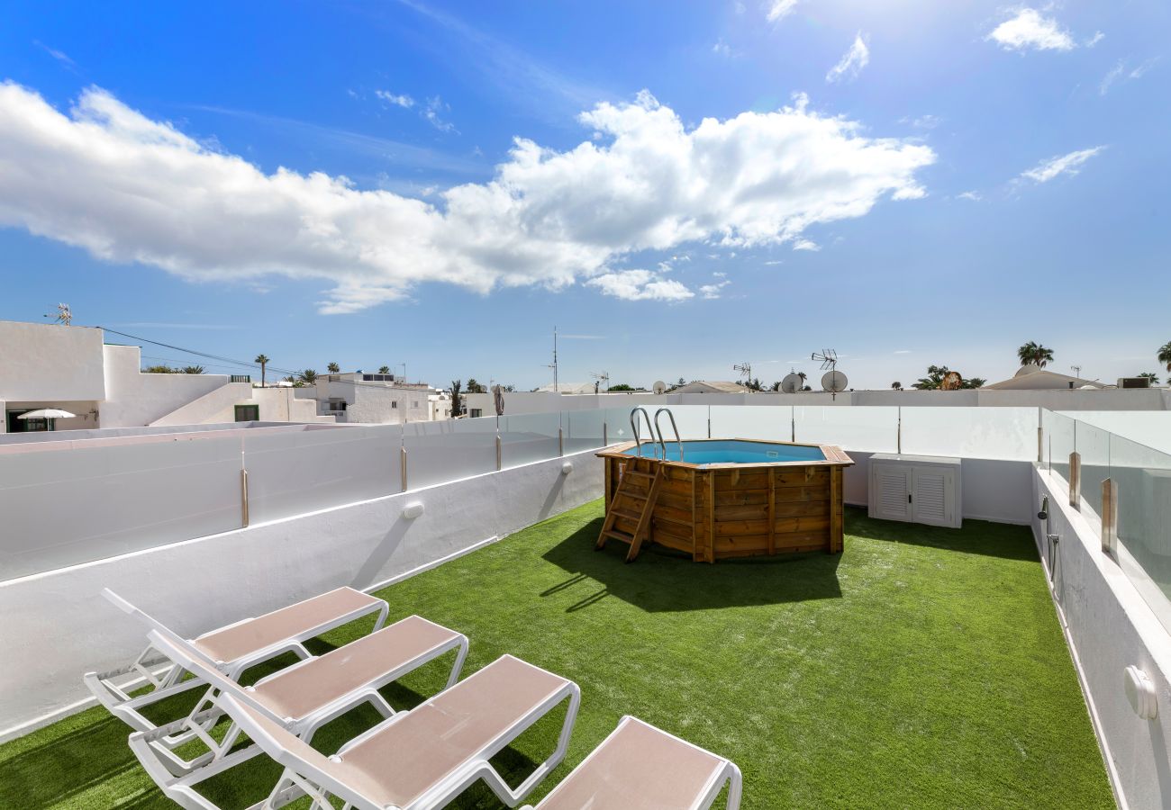 Villa en Puerto del Carmen - Arpon Santa Rosa 6 by Escape Home 