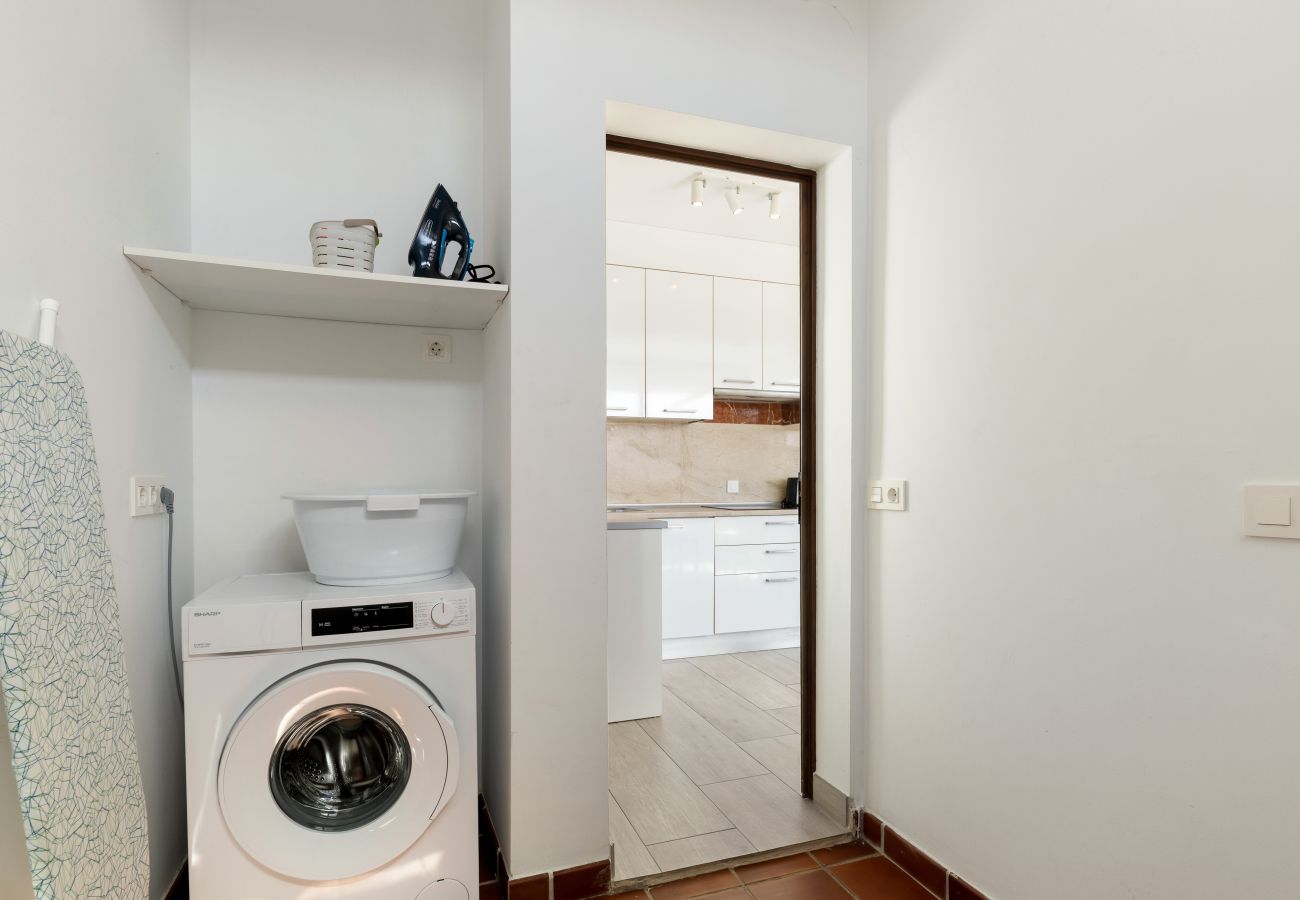 Villa en Playa Blanca - Sea Breeze Jarea by Escape Home