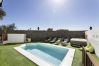 Villa en Playa Blanca - Sea Breeze Callao by Escape Home