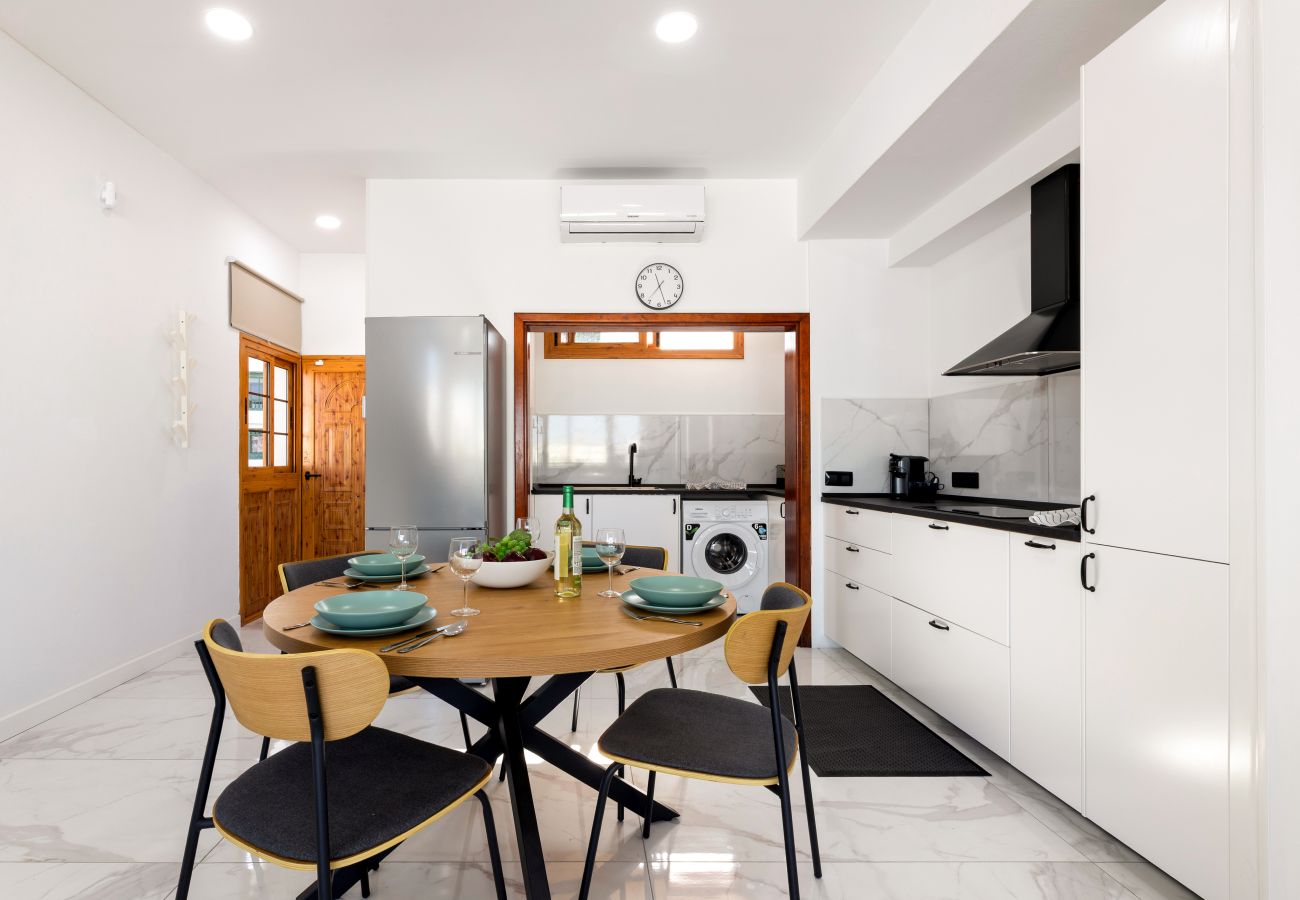 Apartamento en Playa Blanca -  Apartamento Fatima by Escape Home