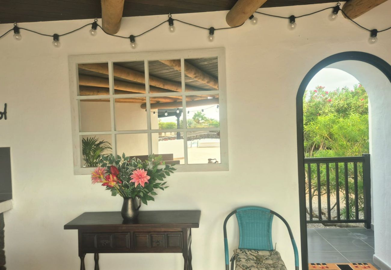 Villa en Puerto del Carmen - Casa Anabella by Escape Home