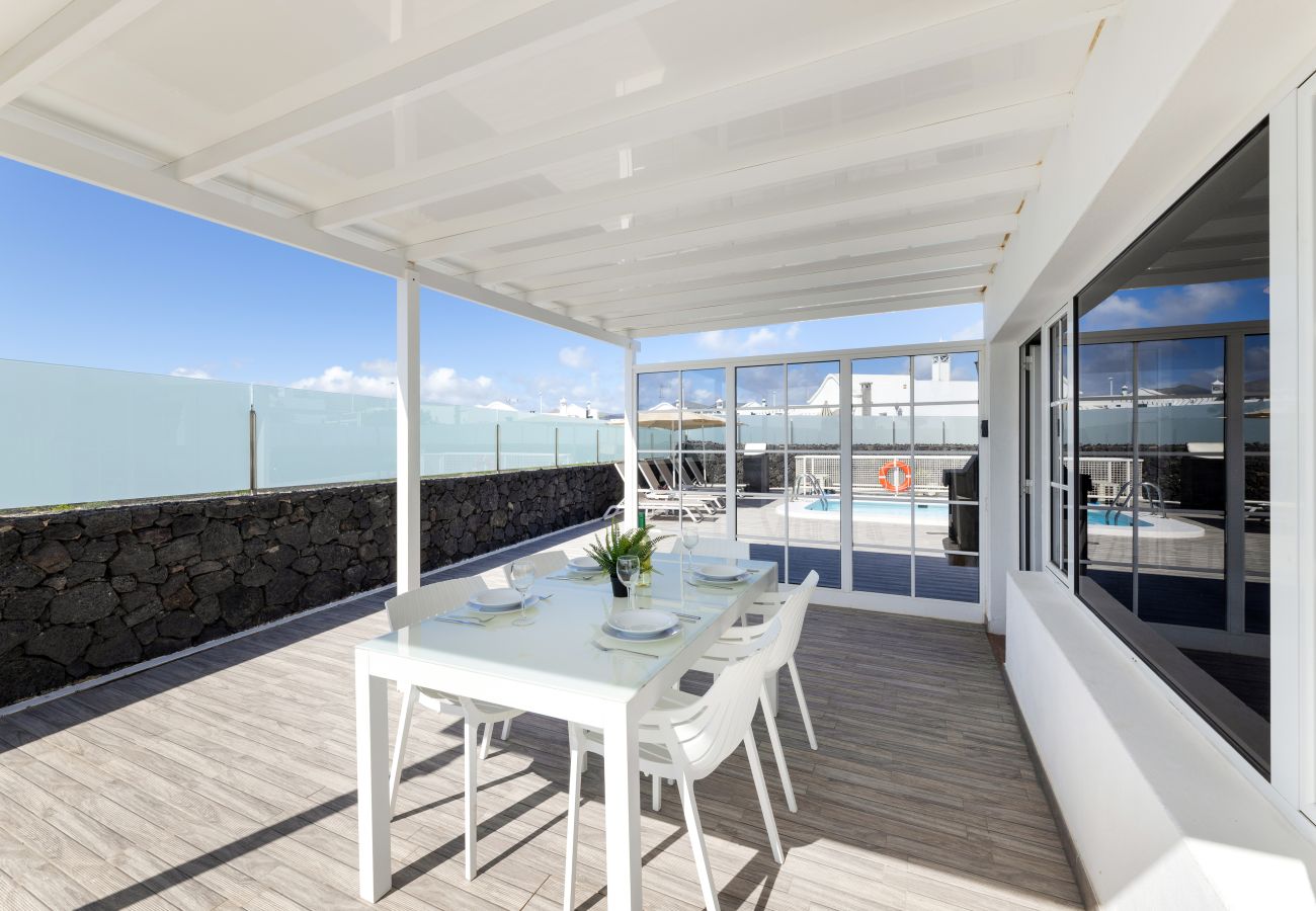 Villa en Puerto del Carmen - CASA LA GRACIOSA 2A (2) by Escape Home