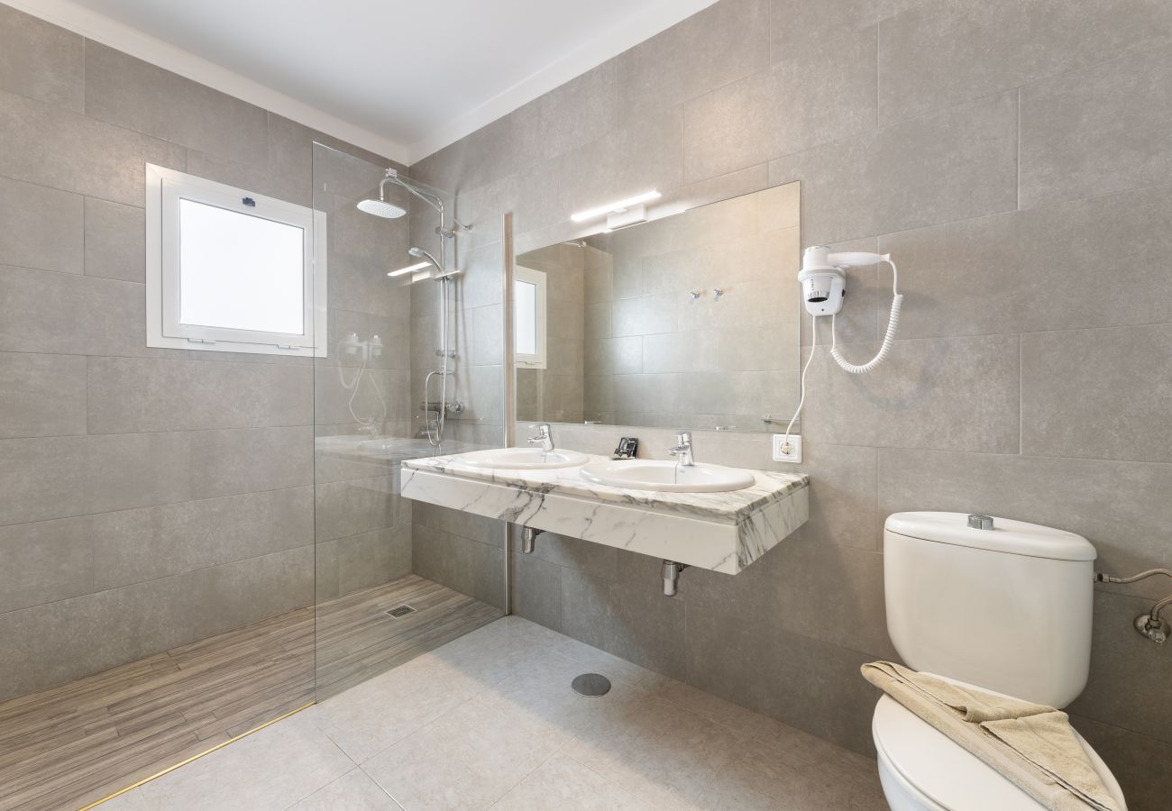 Bungalow en Puerto del Carmen - Casa Arrieta - N 4 by Escape Home 