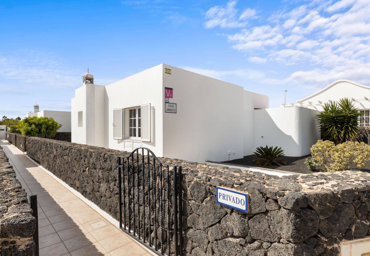 Bungalow en Puerto del Carmen - Casa Arrieta - N 4 by Escape Home 