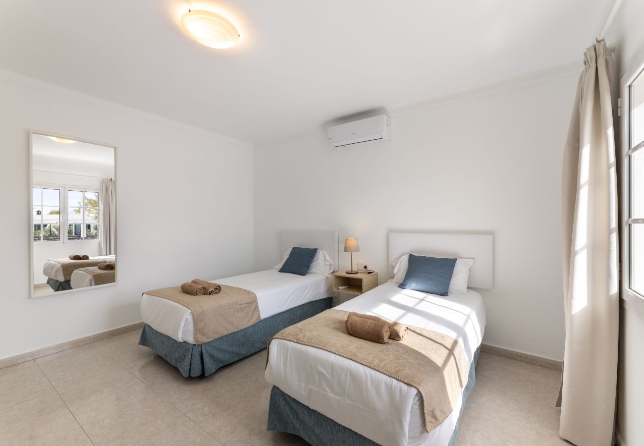 Bungalow en Puerto del Carmen - Casa Arrieta - N 4 by Escape Home 