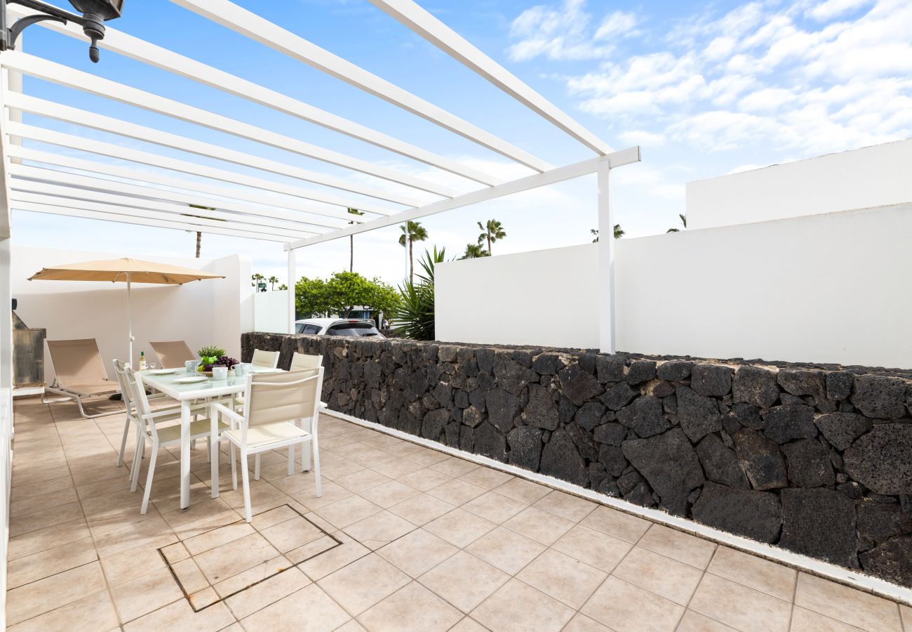 Bungalow en Puerto del Carmen - Casa la Geria - 3 (2) by Escape Home 