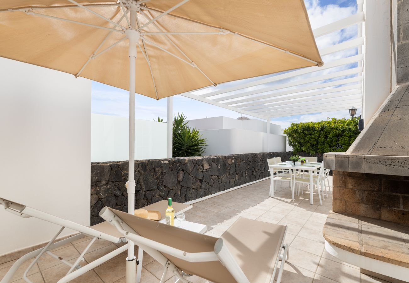 Bungalow en Puerto del Carmen - Casa la Geria - 3 (2) by Escape Home 