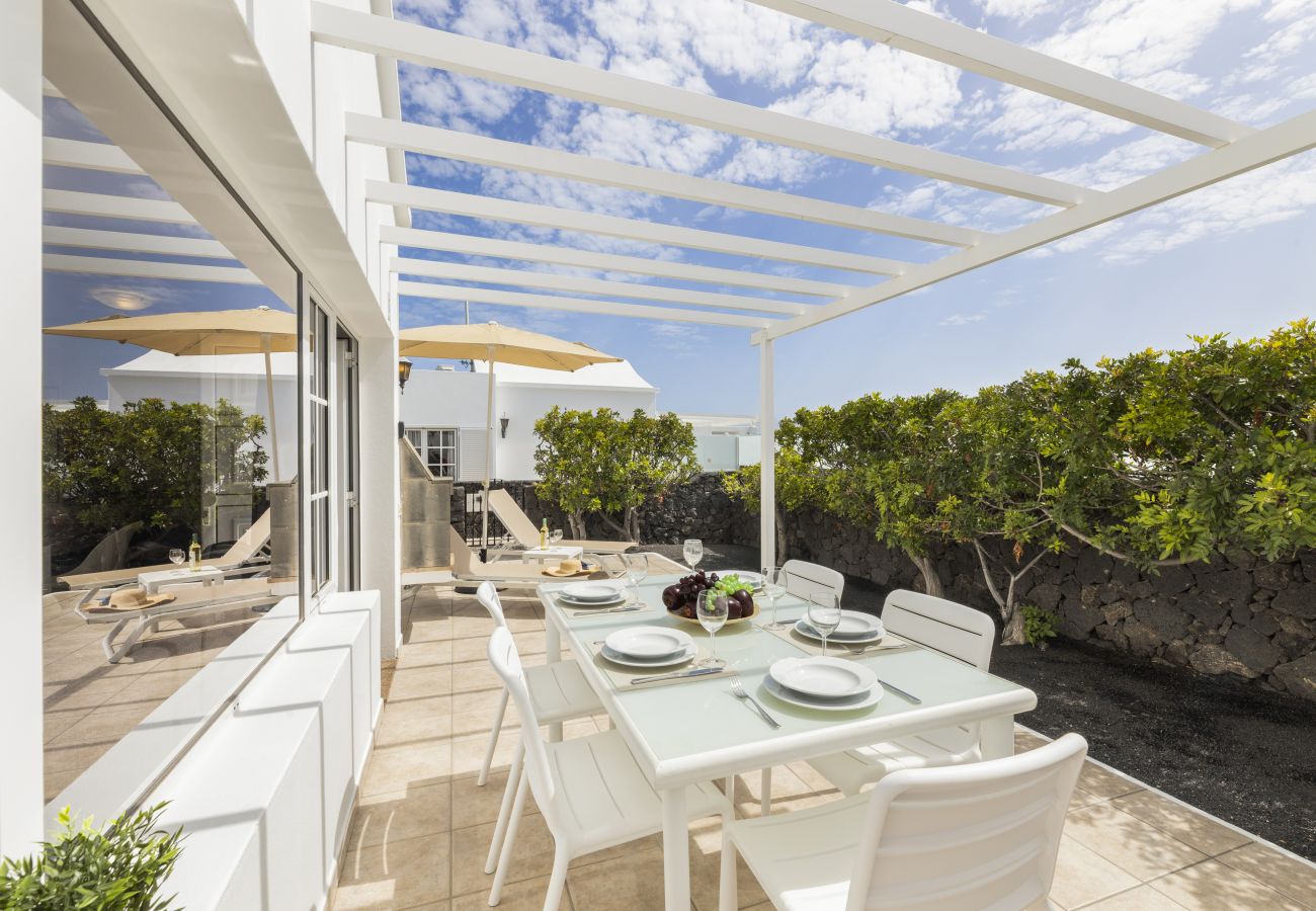 Bungalow en Puerto del Carmen - Casa la Geria - 3 (2) by Escape Home 