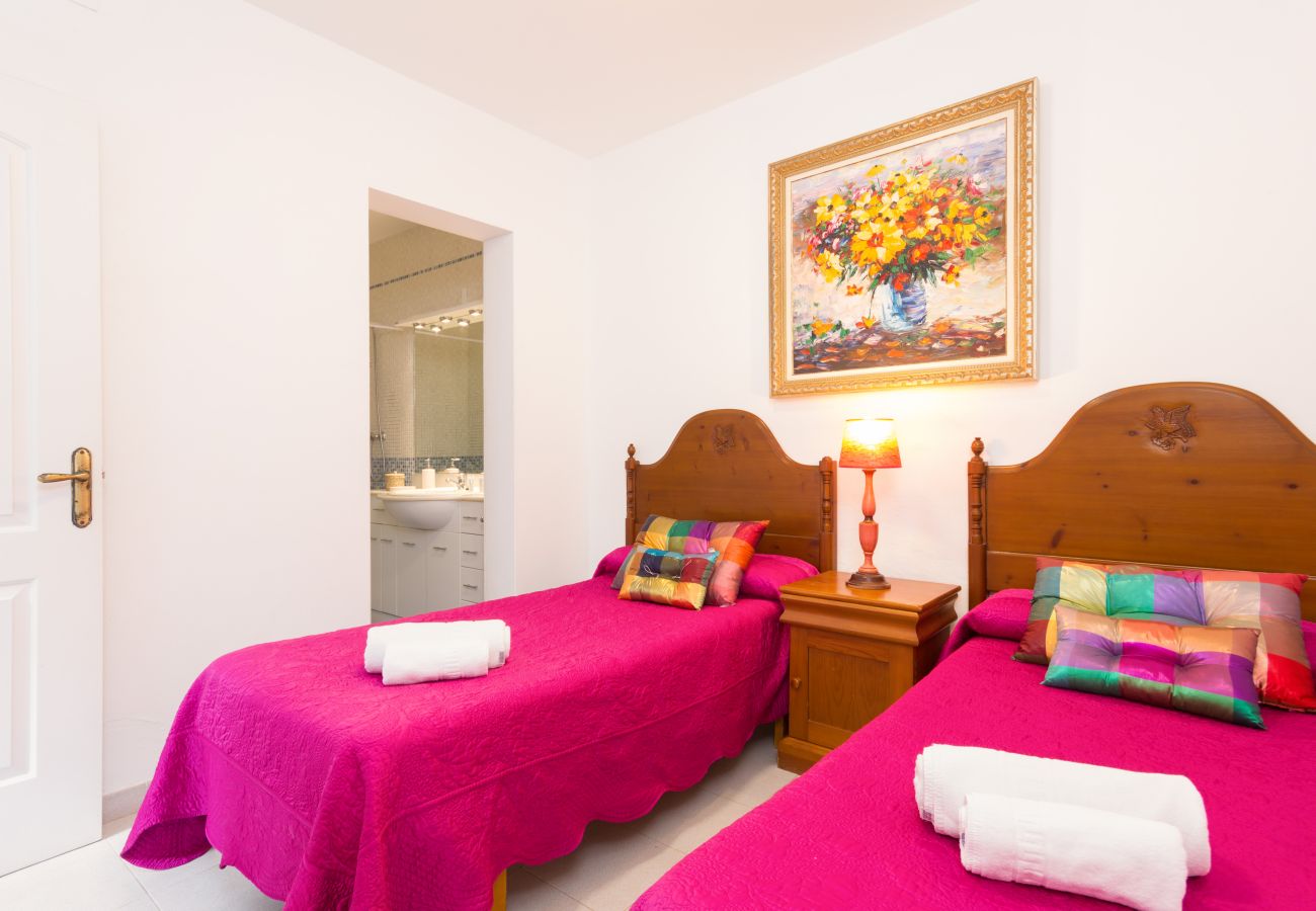 Villa en Torre Solí Nou - Villa Bona Vista by Escape Home