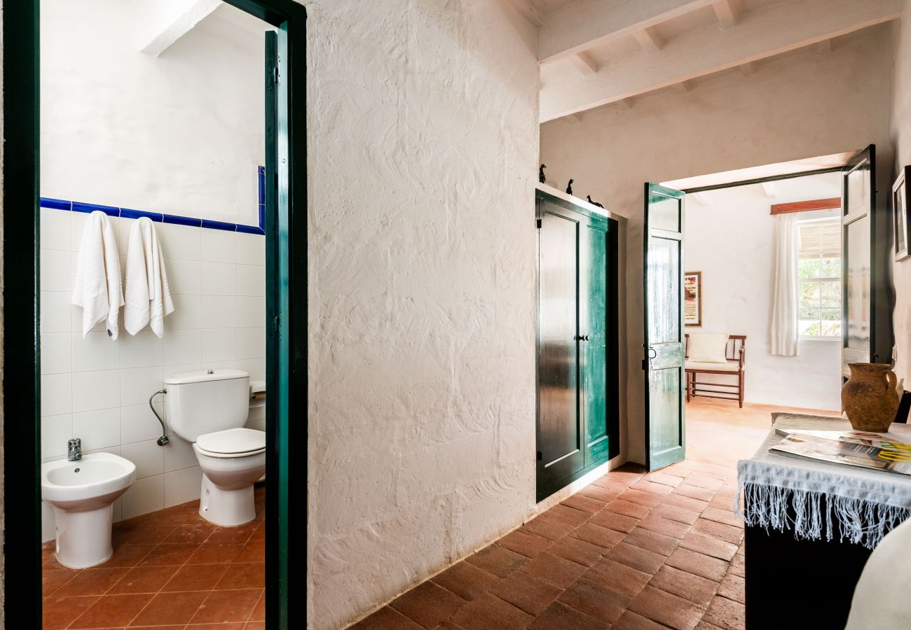 Finca en San Luis - Finca Biniparrell Vell By Escape Home