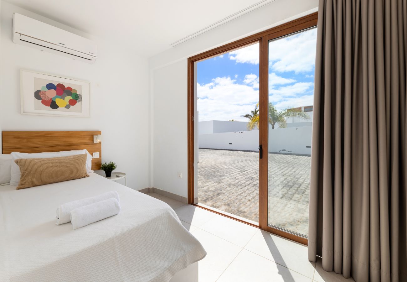 Villa en Playa Blanca - Villa Los Altos Nisa 3B by Escape Home