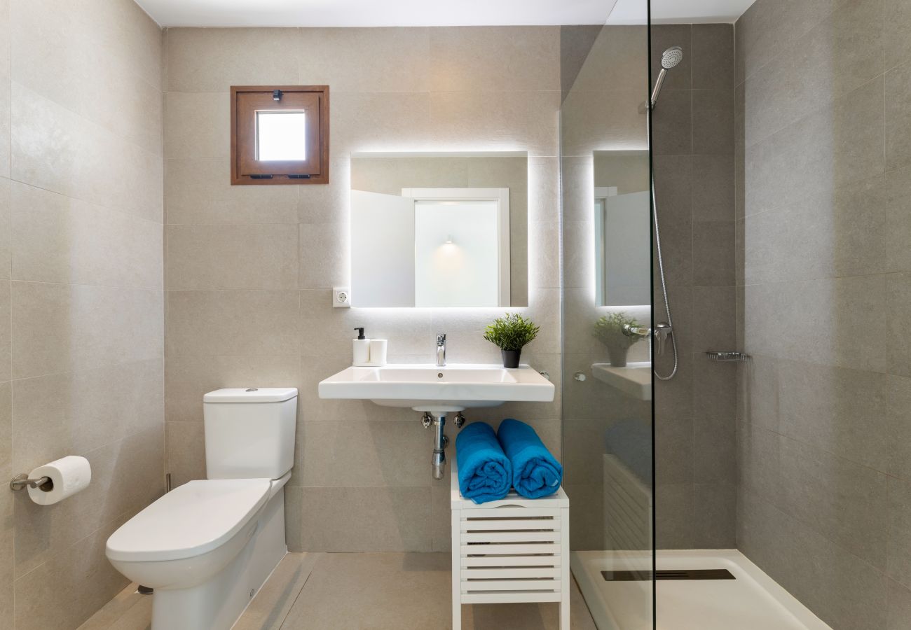 Villa en Playa Blanca - Villa Los Altos Alene 10B by Escape Home