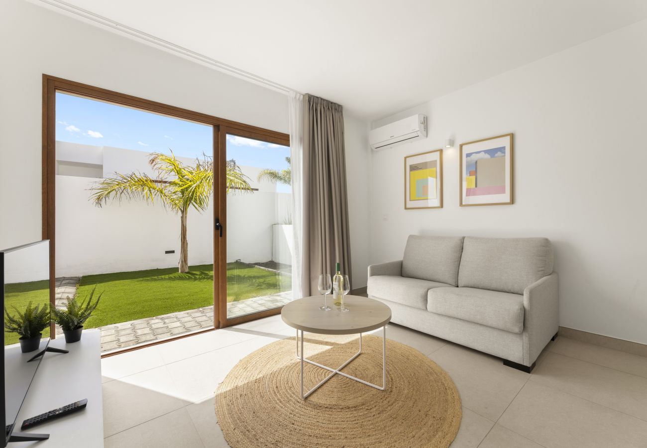 Villa en Playa Blanca - Villa Los Altos Anane 10A by Escape Home