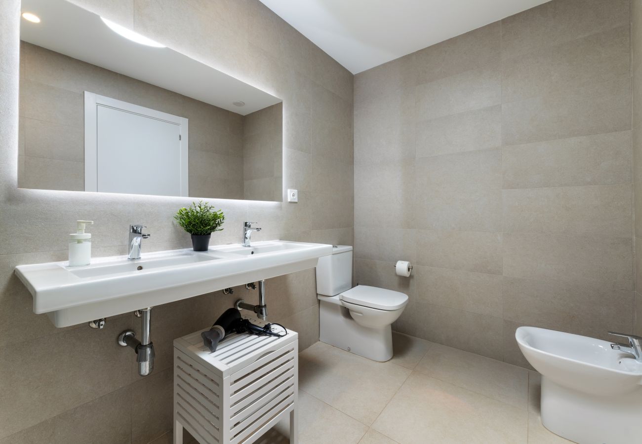 Villa en Playa Blanca -  Villa Los Altos Arbea 8B by Escape Home