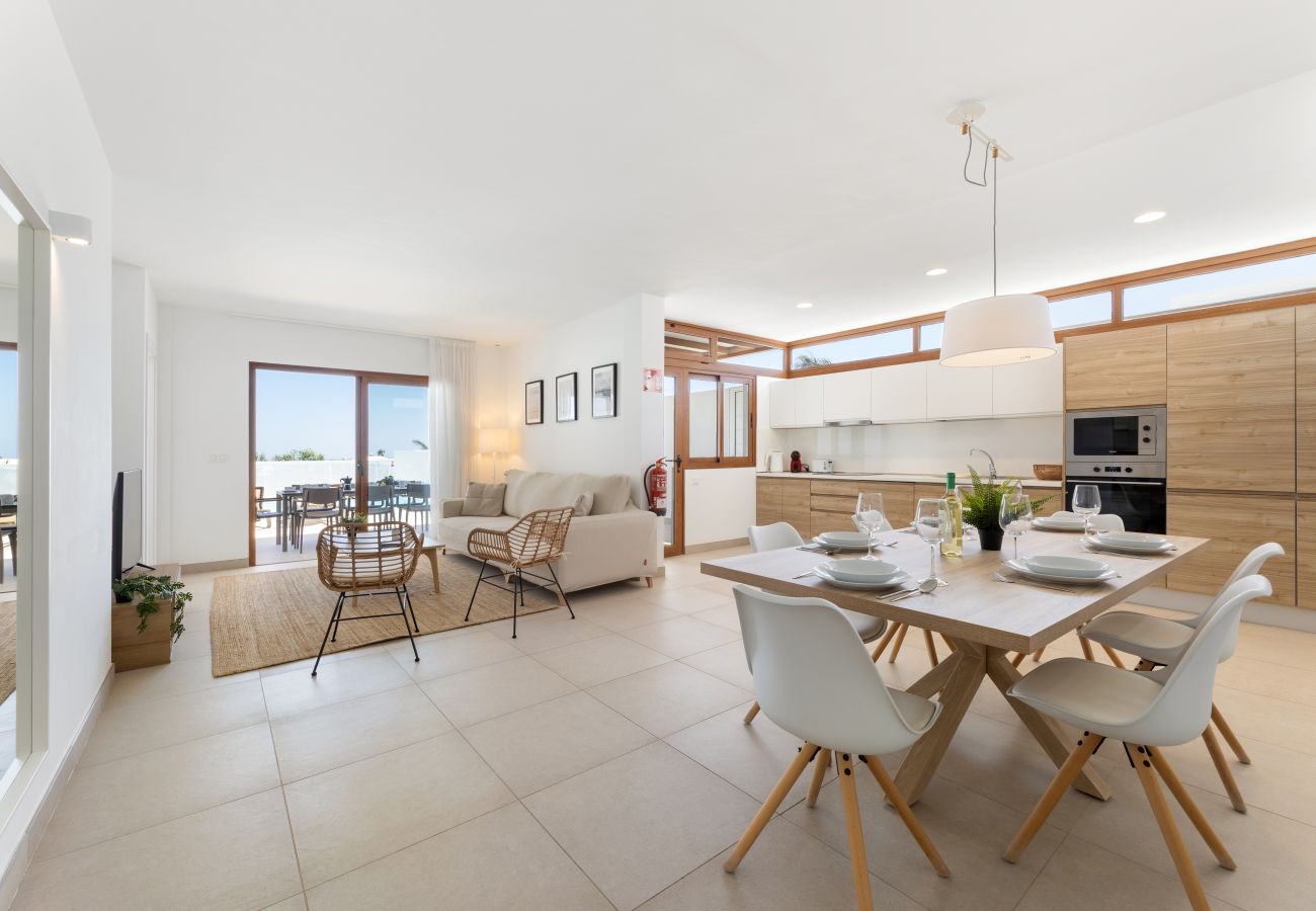 Villa en Playa Blanca - Villa Los Altos Blanca 8A by Escape Home