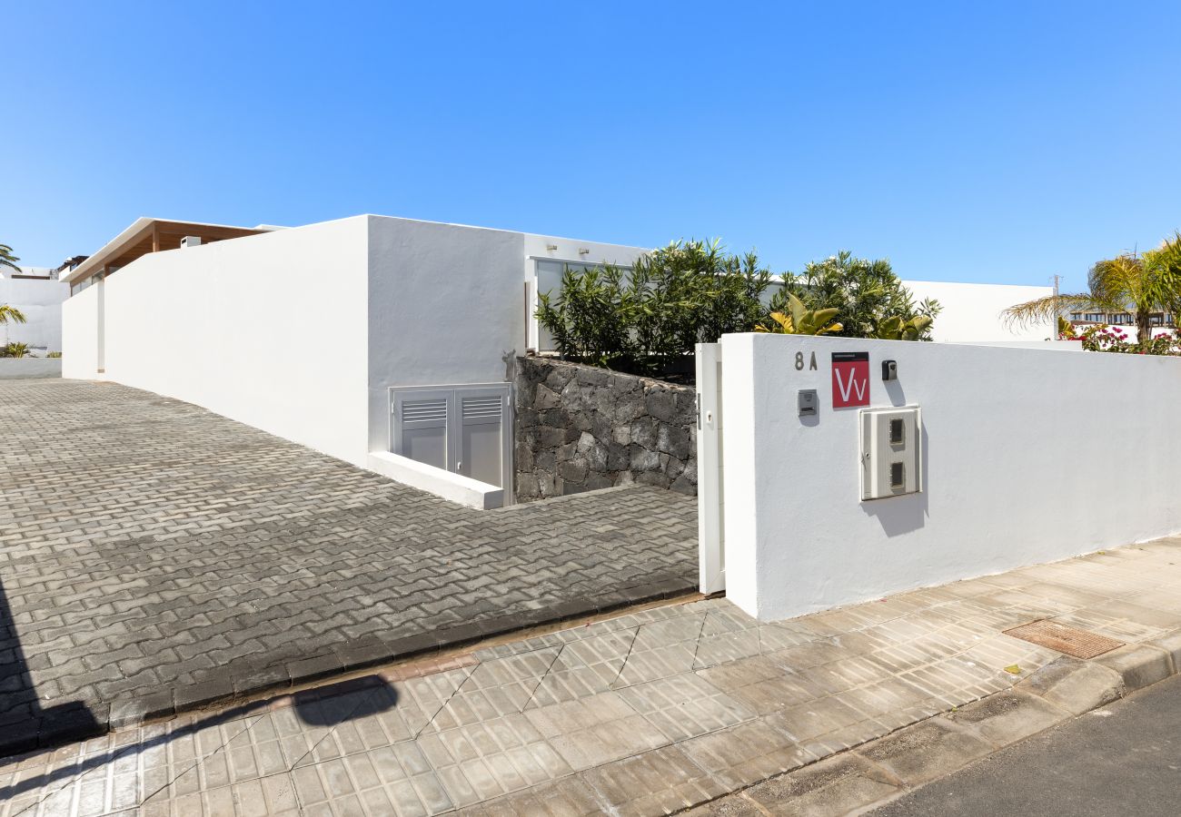 Villa en Playa Blanca - Villa Los Altos Blanca 8A by Escape Home